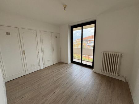 Location Appartement 4 pièces 77m² RAMONVILLE ST AGNE 31520 - Photo 4