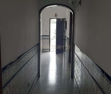 Amora, Setúbal Municipality - Photo 1