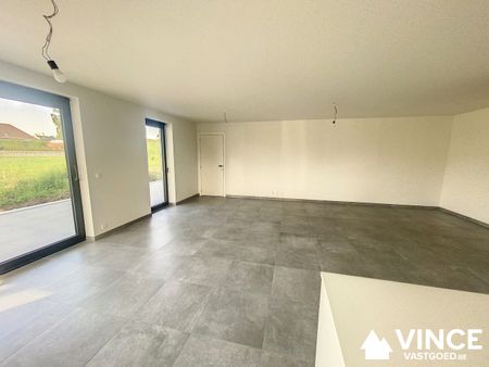 Nieuwbouw appartement met een ruim terras - Foto 2