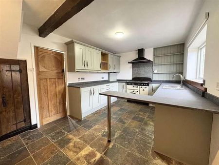 Dearneside, Denby Dale, HD8 - Photo 5