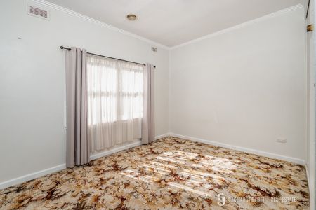 3 BEDROOM HOME - Photo 5