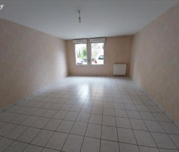 Centre ville, dans quartier résidentiel, appartement de type 3 de 75,82 m2 Hab. situé au rez de... - Photo 1