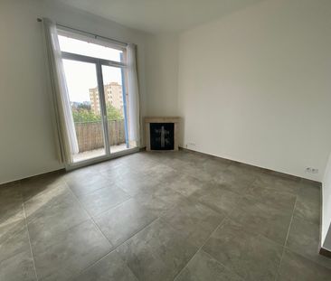 Location Appartement 2 pièces 38m² - Photo 3