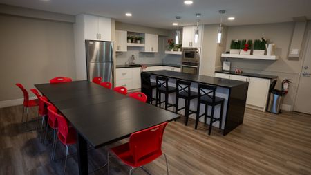 For Lease - 1100 Caven Street Unit# 704, Mississauga, Ontario - Photo 3