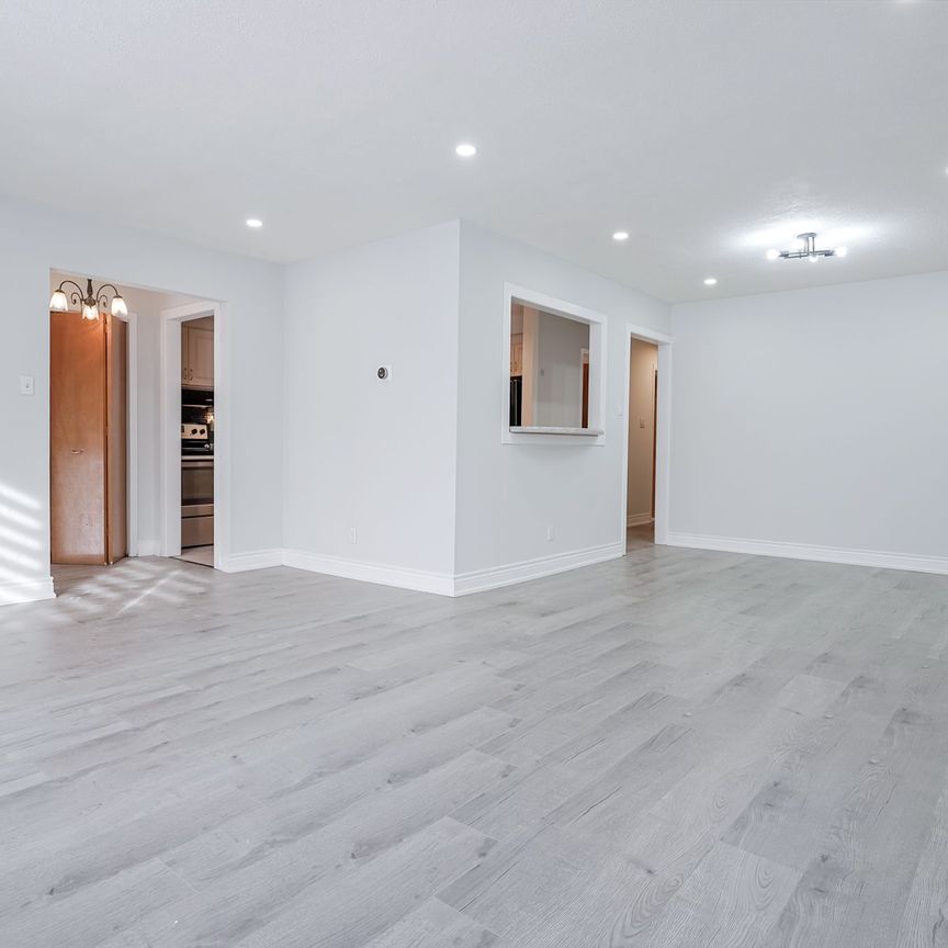 For Lease - 765 Morrish Road Unit# Main, Toronto, Ontario - Photo 1