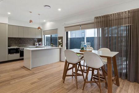 13/21 Kersley Road, Kenmore QLD 4069 - Townhouse For Rent | Domain - Photo 2