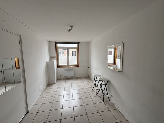 STUDIO SAINT HONORÉ PROCHE CENTRE VILLE ET FACULTÉS - Photo 1