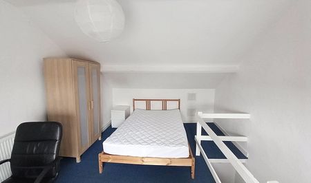 Fantastic 4 student bedroom property - Photo 5