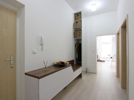 Pronájem bytu 2+kk 64 m2 - Фото 2