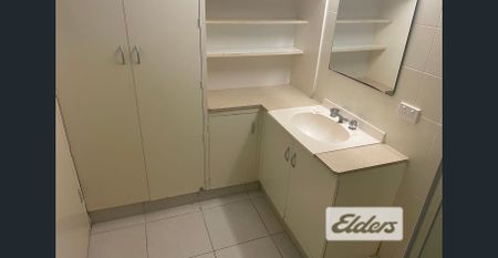 Open Plan Living - Photo 2