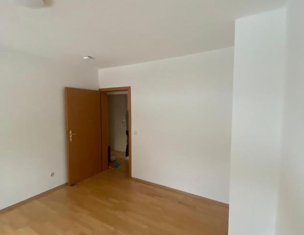 Charmante 2,5-Zimmer-Wohnung im Ergeschoss - zentral gelegen - Photo 1