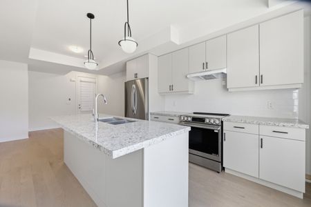 For Lease - 3197 Sixth Line Unit# Unit 2, Oakville, Ontario - Photo 4