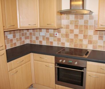 2 bedroom property to rent - Photo 6