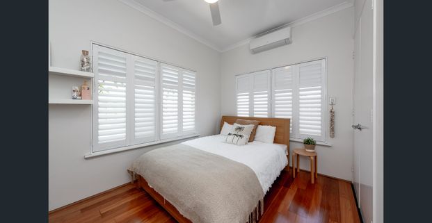 STUNNING FAMILY HOME LOCATED IN A QUITE CUL-DE-SAC! - Photo 1