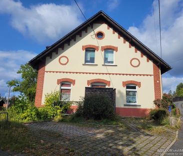 Singlwohnung *** Dachgeschoss*** in Saupersdorf zu vermieten - Photo 1