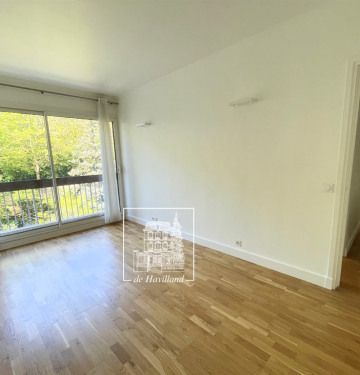 Appartement • Saint-Cloud - Photo 1
