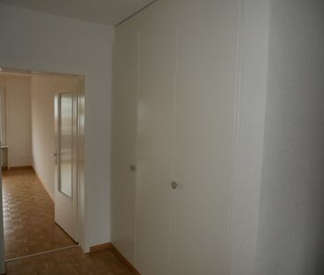 FRIBOURG - IMP. DE LA FORET 24 - 2.5 PIECES 3EME ETAGE - Photo 6