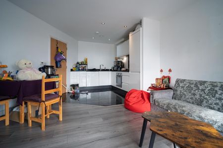 1 bedroom flat to rent - Photo 4