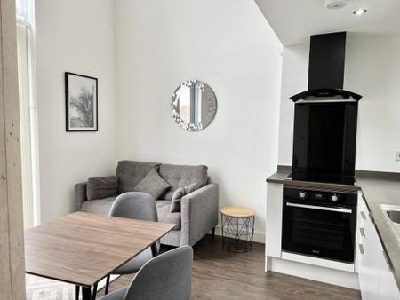 2 bedroom flat to rent - Photo 3