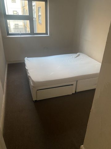 Room in a Shared Flat, Maltings Close, E3 - Photo 3