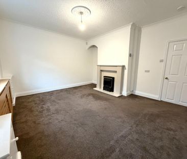 2 bedroom House To Let - Photo 1