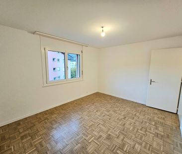 BEL APPARTEMENT 4.5PCES A MONTHEY ENTIEREMENT RENOVE - Photo 6