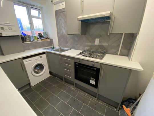 Room in a Shared Flat, Brenley House, SE1 - Photo 1