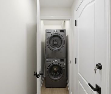 For Lease - 406 Thornborrow Court Unit# Basement, Milton, Ontario - Photo 3