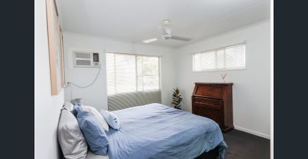 3 BEDROOM, 2 BATHROOM HOME - DOUBLE BAY SHED, SITUATED IN A CUL-DE-SAC! - Photo 5