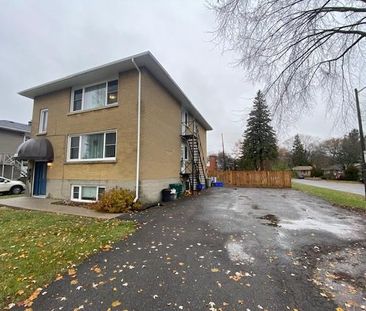 372 Yonge Street - Unit 3 - 1 bed, 1 bath - Photo 2