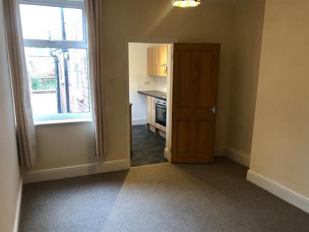 Alexandra Road, Grantham - Photo 3