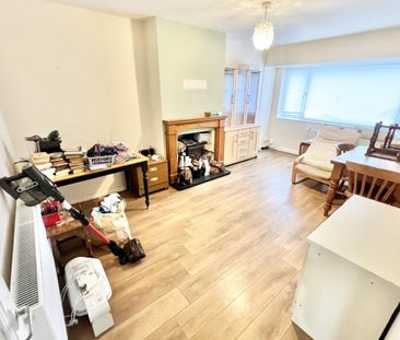 Howard Avenue, CORBY - Photo 2