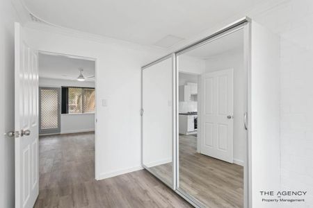 Low Maintenance Two bedroom - Photo 4