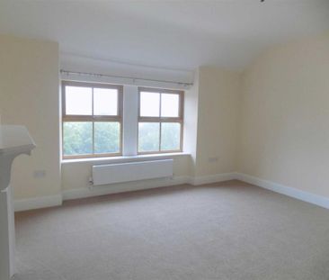 3 bedroom semi-detached house to rent - Photo 6