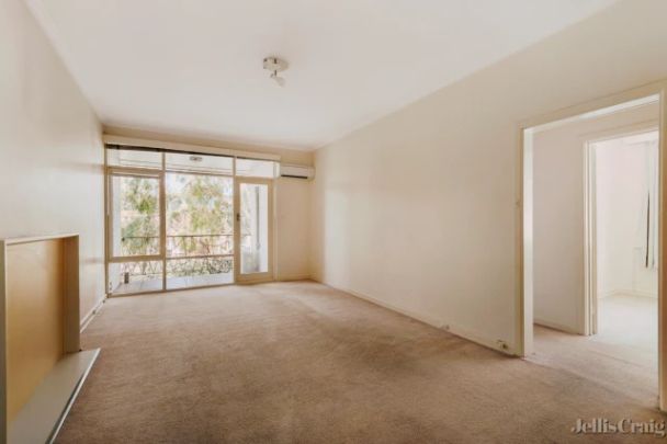 2 Bed, 1 Bath - Photo 1