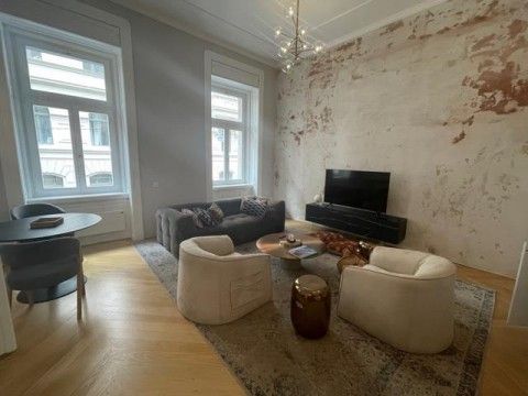 Garibaldi utca - Fotó 1