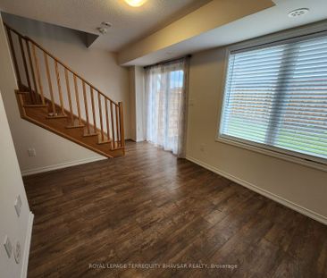 For Lease - 229 Danzatore Path, Oshawa, Ontario - Photo 2