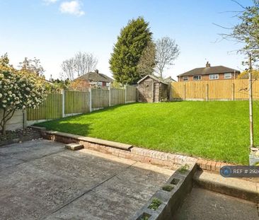 3 bedroom semi-detached house to rent - Photo 6