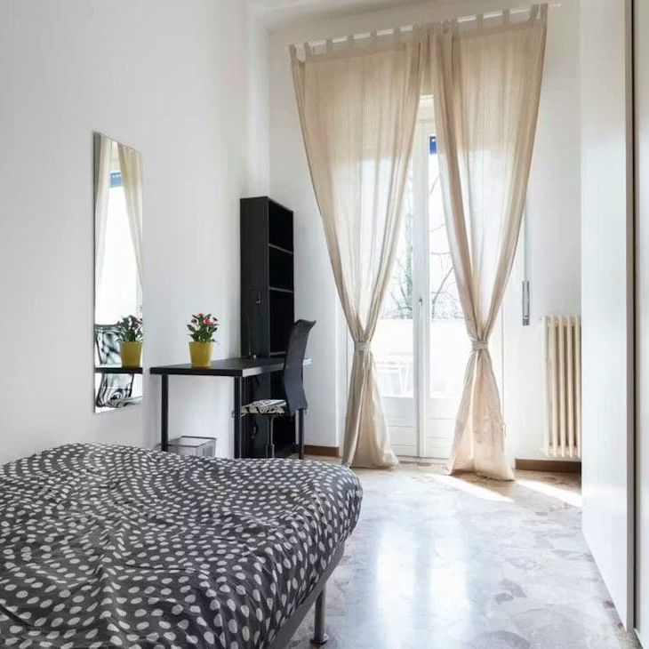 Viale Coni Zugna, Milan, Lombardy 20144 - Photo 1