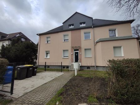 Wohlfühlen im neuen Zuhause: gemütliche 2,5 Raum Wohnung - komplett renoviert! - Photo 3