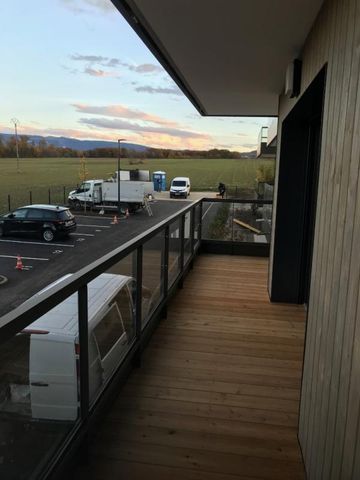 Location Appartement 2 pièces 43m² VALLEIRY 74520 - Photo 4