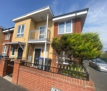 Grantham Road, Blackpool, FY1 2RF - Photo 1