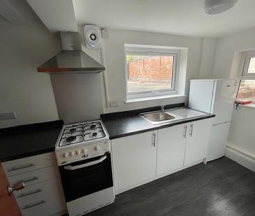 8 bedroom house to rent - Photo 4