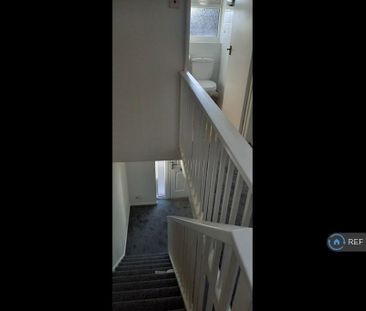 3 bedroom maisonette to rent - Photo 5