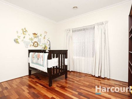 4 Bedroom Stunning Family Home! - Photo 4