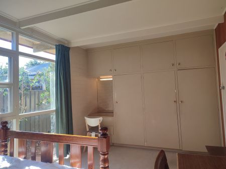 4-bedroom shared house / townhouse, Winston Avenue - Photo 4