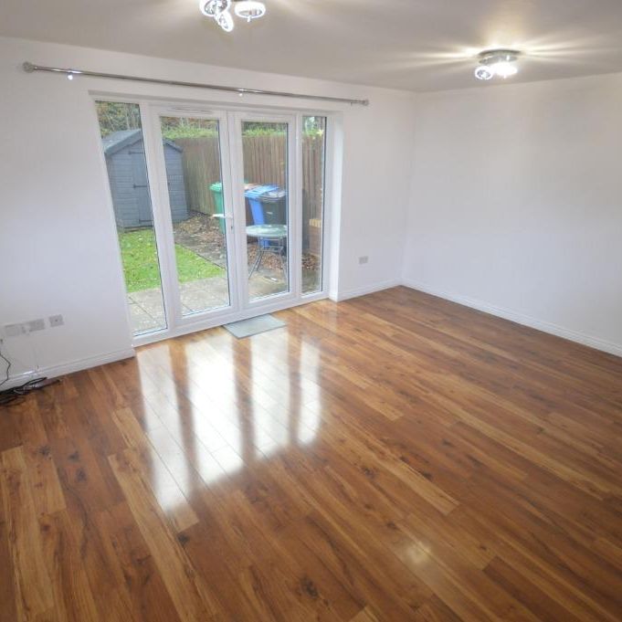 3 bedroom semi-detached house to rent - Photo 1