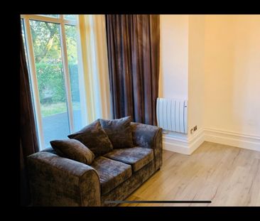 1 Bed Flat, Lincoln House, M13 - Photo 3