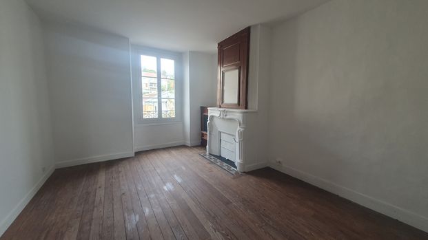 Location Maison 2 pièces 74m² ETAMPES 91150 - Photo 1