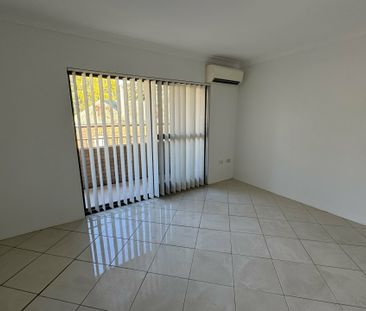 5/8 Macquarie Street, Penrith NSW - Photo 2